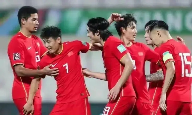 中国队2比3负于韩国,中国队4比0拿下全部比赛