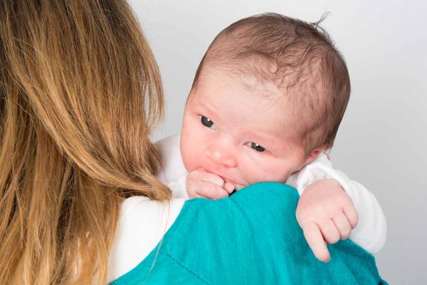 正确认识艾滋病的传播方式,预防艾滋病母婴传播
