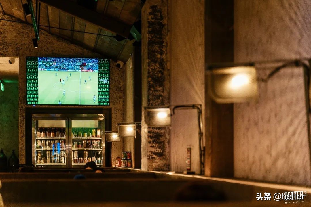 像英国诗人一样用brunch配啤酒，是我生活里的终极浪漫