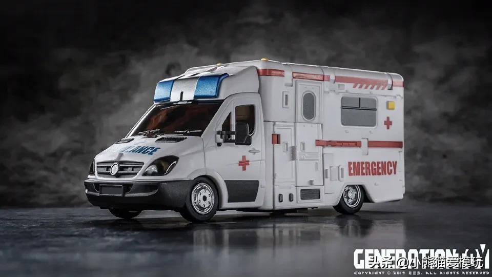 变形金刚守护神救护车,变形金刚gt大力神合体视频