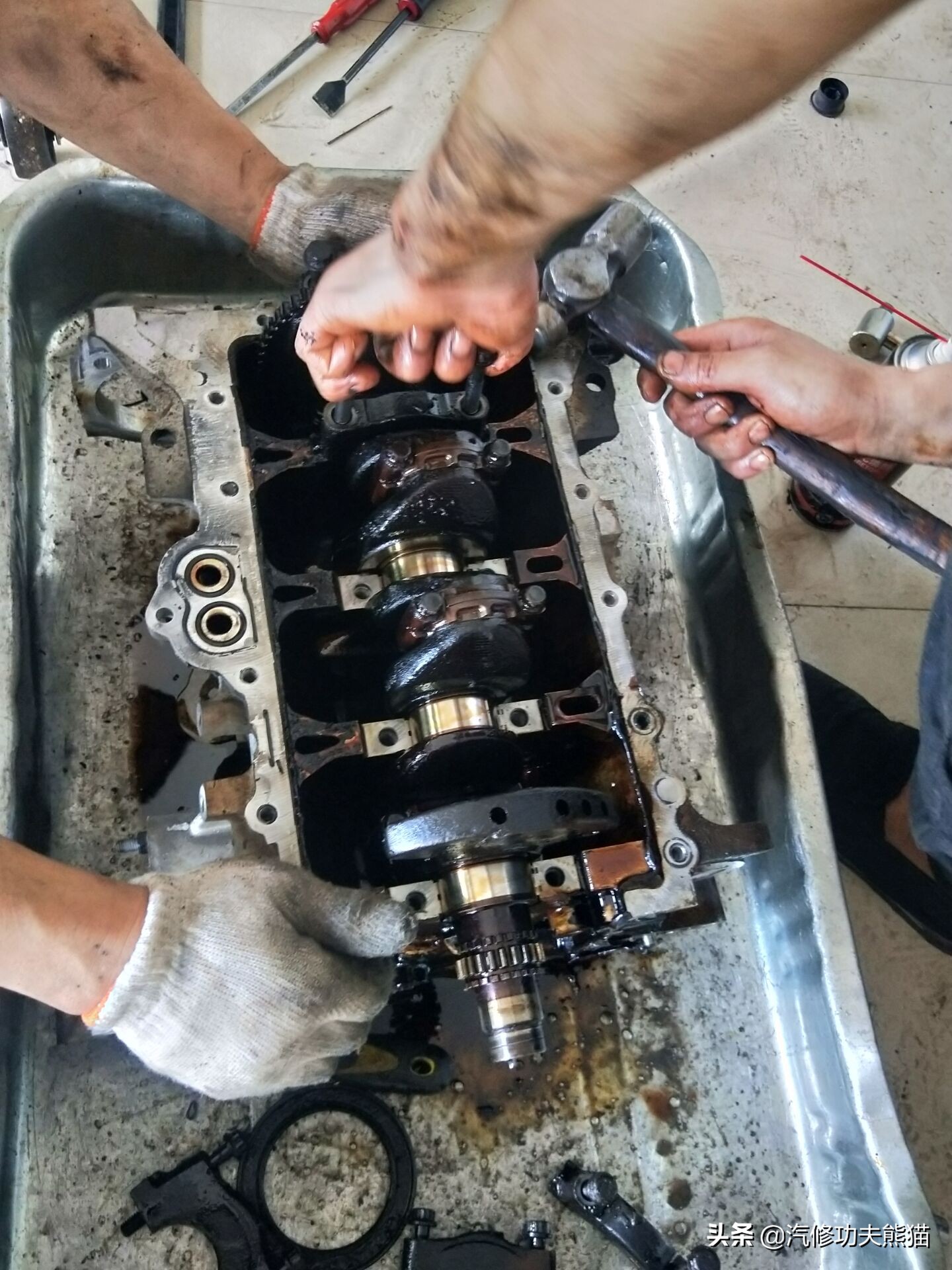 现代悦动丢机油是什么原因,现代悦动没机油不报警