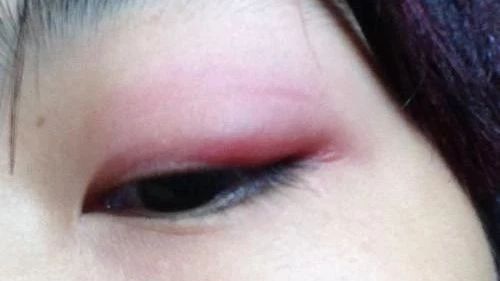 美睫要经常梳理睫毛吗,美睫睫毛出现问题怎么处理