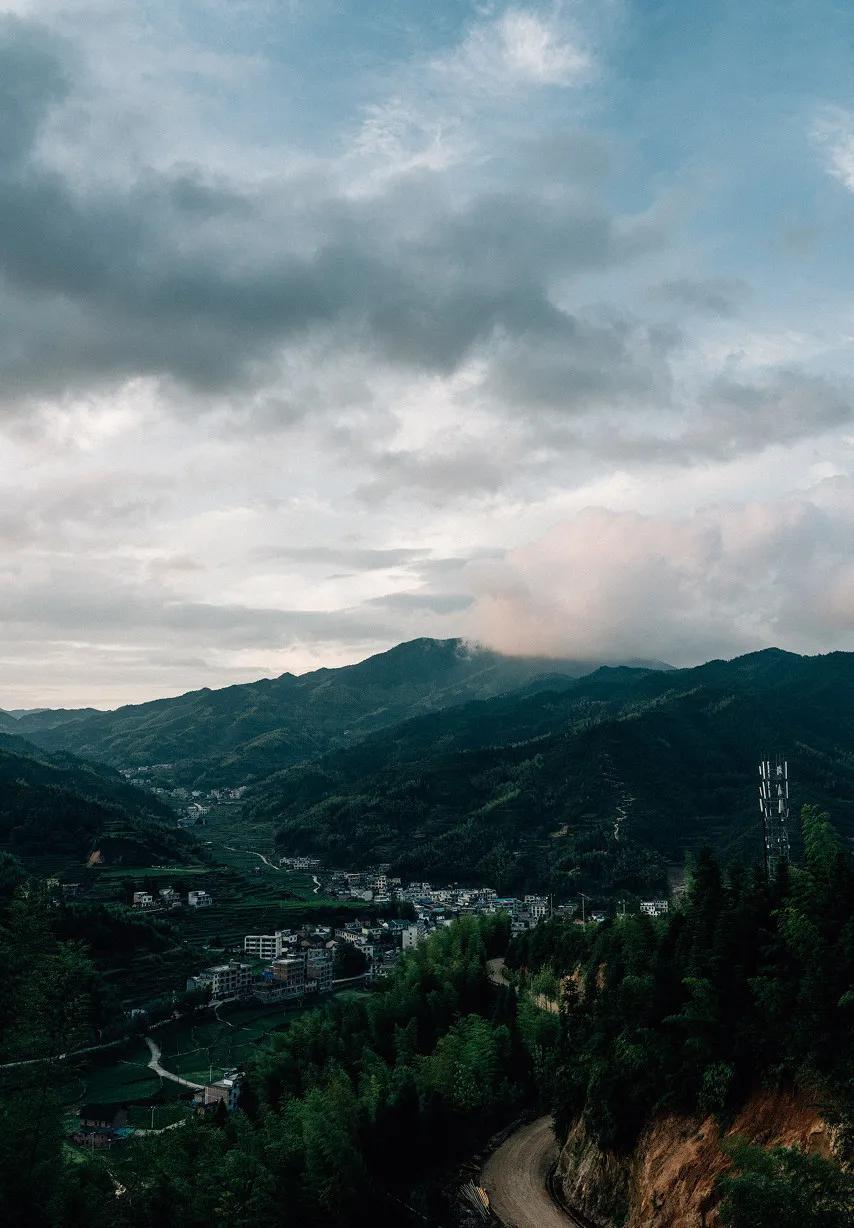 昆明去东川红土地最快的自驾线路,昆明一日游必去十大景点推荐自驾