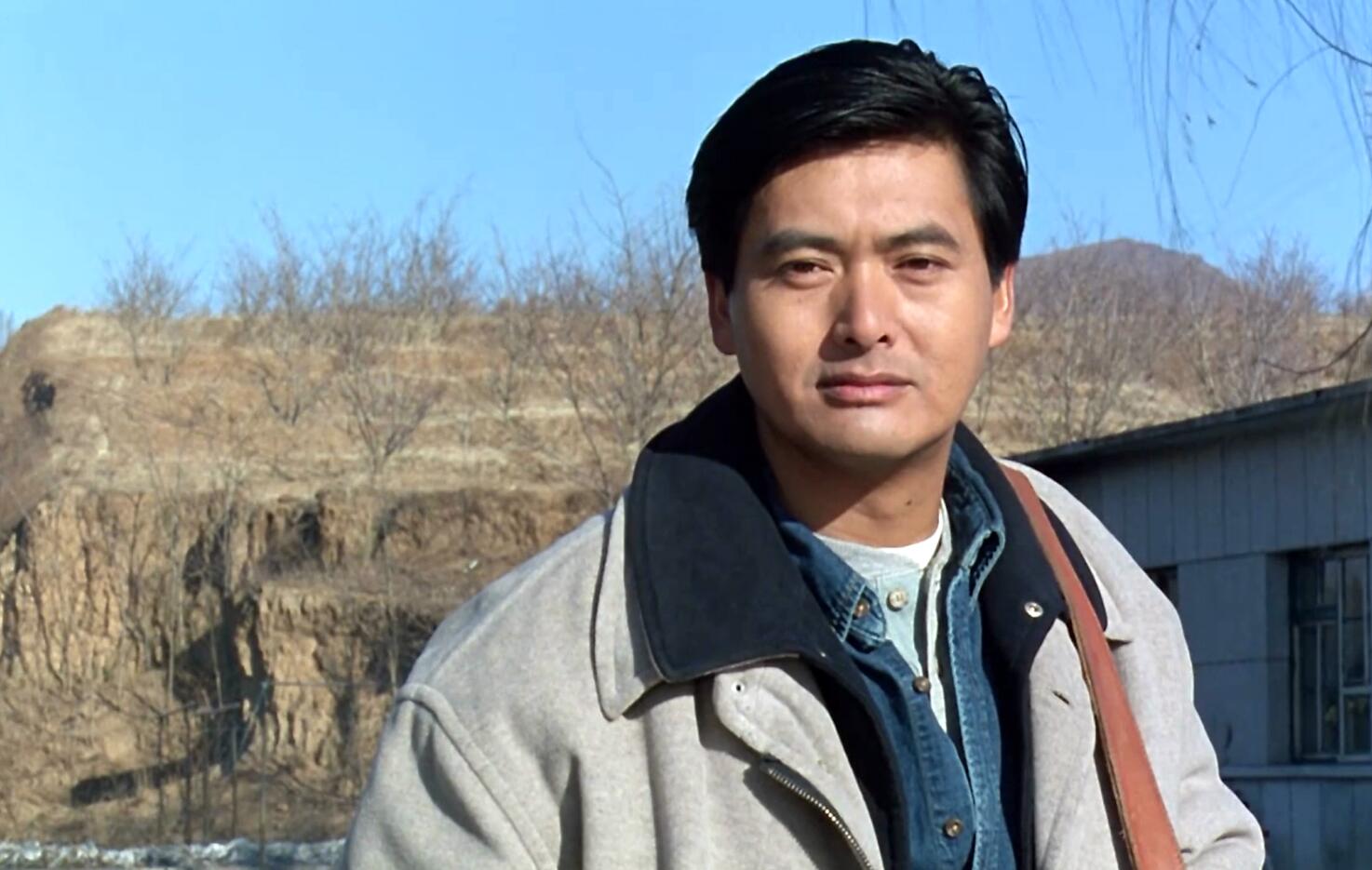 周润发的坎坷之路，曾事业爱情双双陷入低谷，吞食消毒液“自杀”