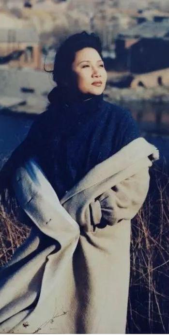 李娜当红时期选择出家,李娜是为了爱情才出家的吗