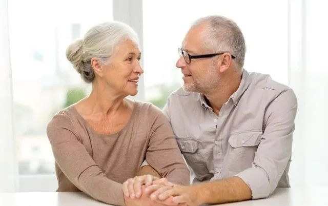 突尼斯软籽石榴雅诗兰黛,突尼斯石榴口感好吗