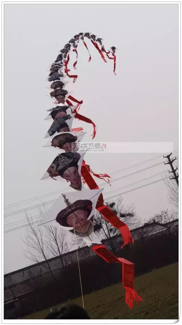 这些沙雕周边，每一样都好变态好想要啊