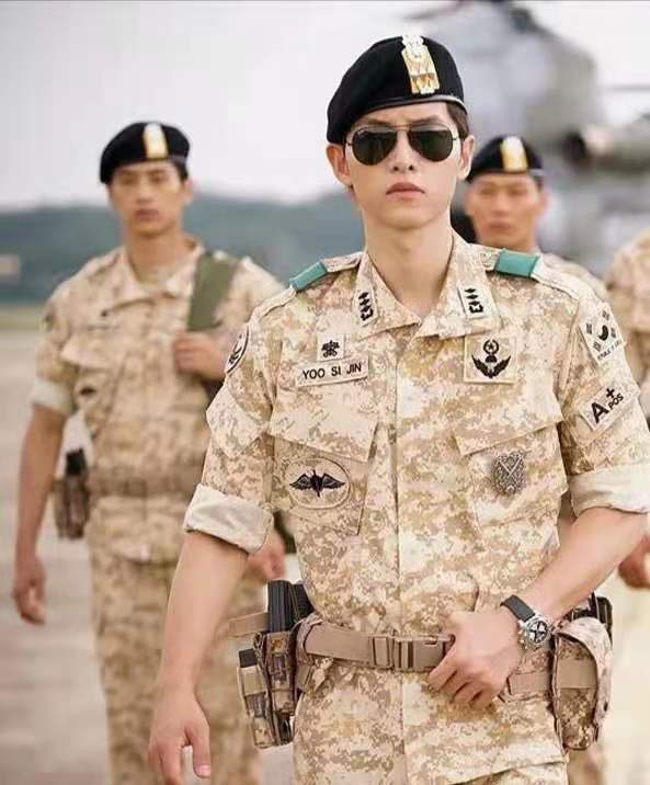 韩剧中男明星戴的手表,韩剧中男明星戴的手表叫什么牌子