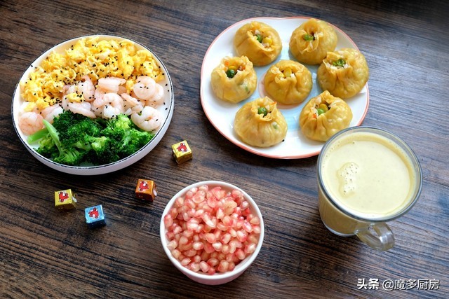 家有小学生营养早餐食谱视频,家有小学生每天的早餐营养很重要