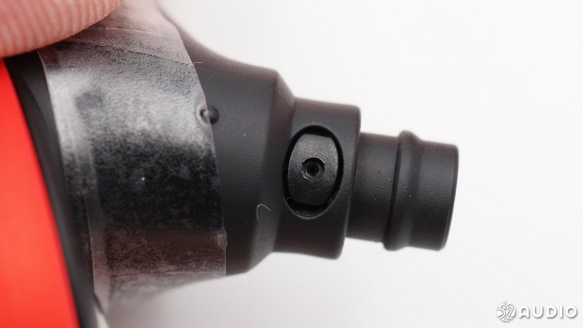 对标苹果耳机airpods三代,airpods2和索尼降噪豆怎么选