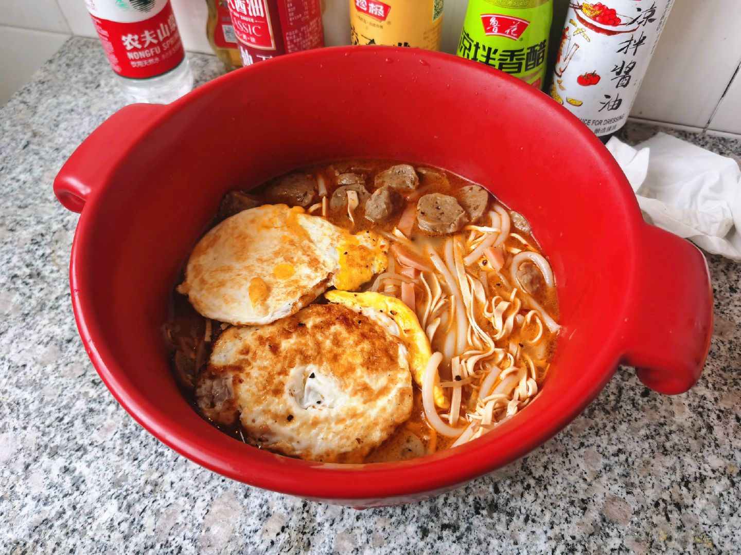 帝伯朗陶瓷锅像铁的一样,英国帝伯朗陶瓷锅