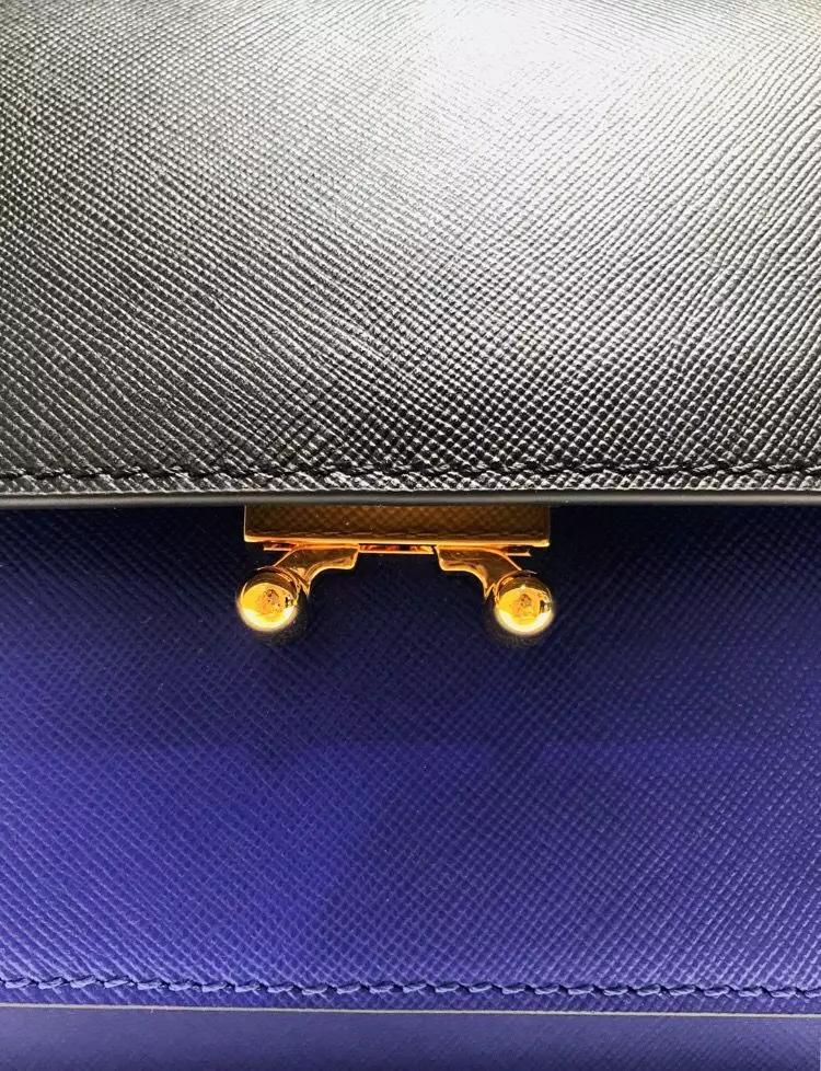 娜扎穿衣搭包包,30多个包包