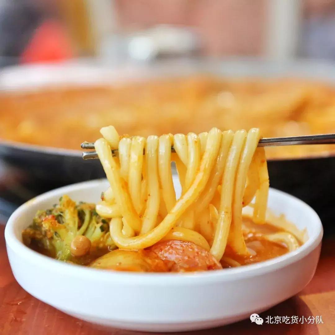 韩国部队火锅在中国有人吃吗,韩国部队火锅要用什么锅