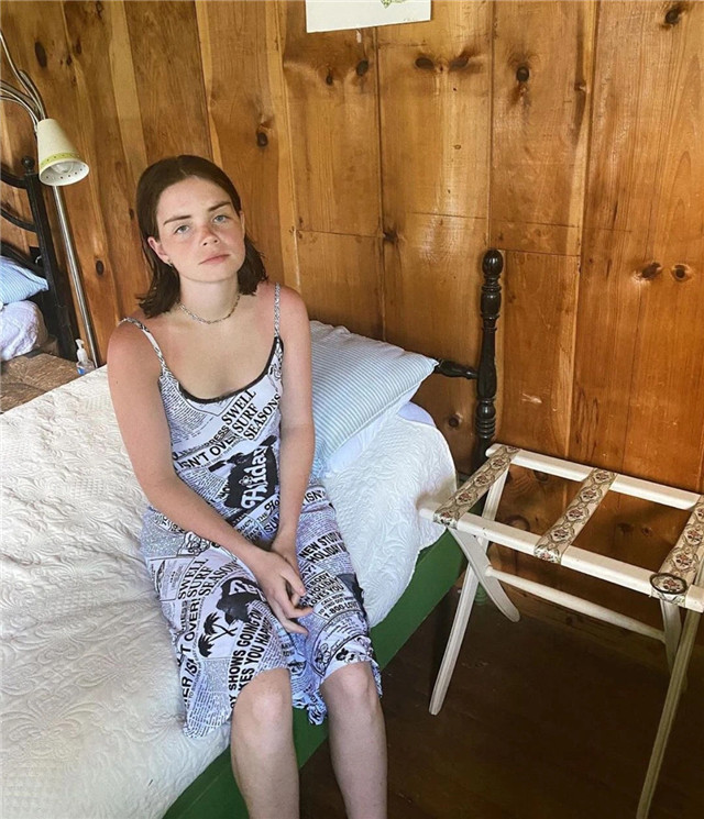 女生萝卜腿怎么穿裙子,萝卜腿女生穿搭技巧