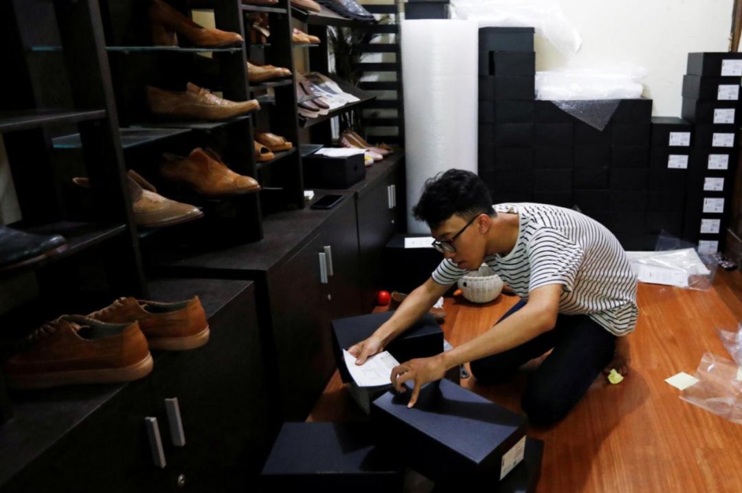 不一样的爱马仕,高端皮鞋品牌鳄鱼皮