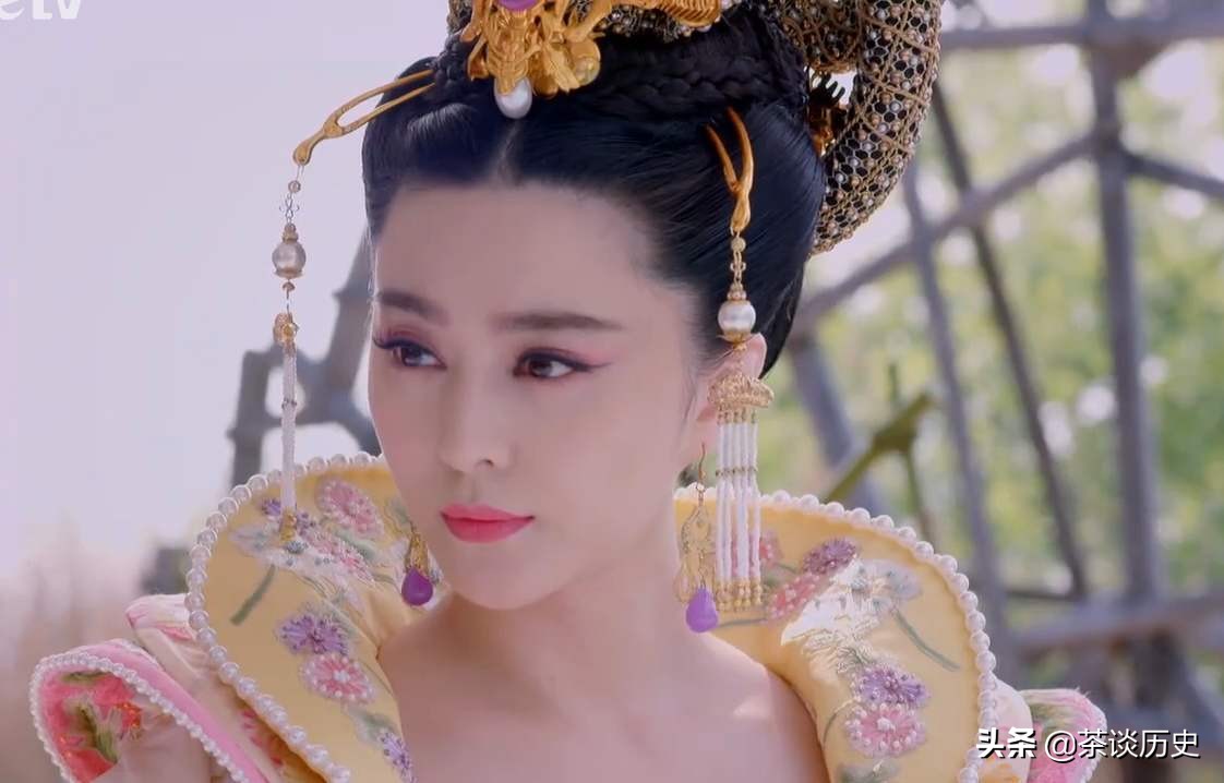 武则天在位时唐朝称什么,武则天生前叫什么