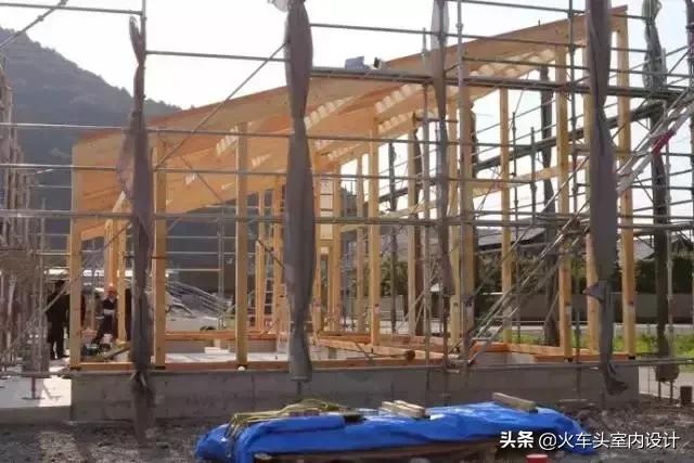 日本地震很多都是木质结构房屋吗,日本房屋为什么这么能抗住地震