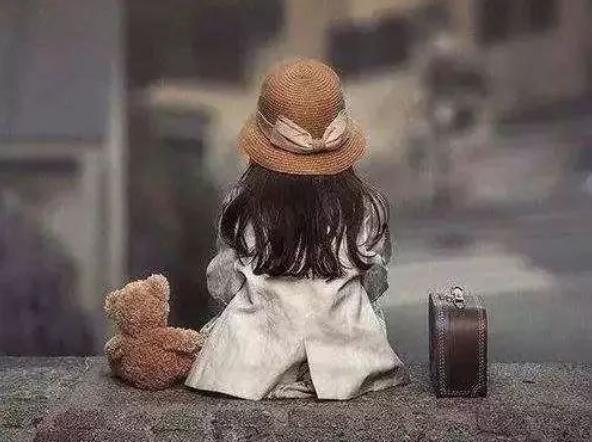 家长给孩子买奢侈品的影响 (孩子用奢侈品的危害)