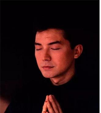 亚洲第一帅哥尊龙,亚洲第一美男子尊龙视频