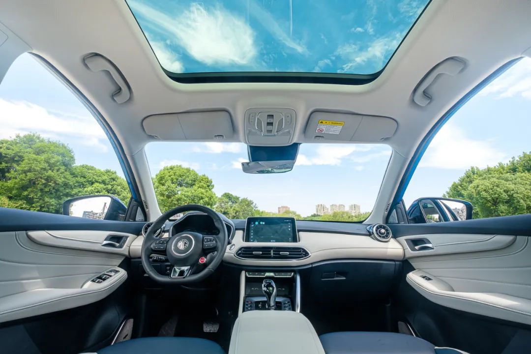 名爵mg领航版1.5试驾,mg名爵领航suv值不值得买