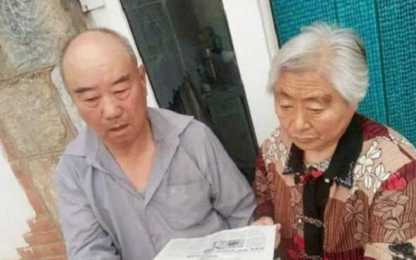 忘恩负义的白眼狼，曹教授是如何头也不回地走向不孝这条不归路的