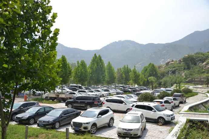 山东蒙山燕峪景区首届电音泼水节嗨爆启幕