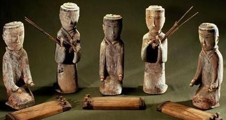 扎小人?上香?说一说《纸人》里你不知道的恐怖传统民俗