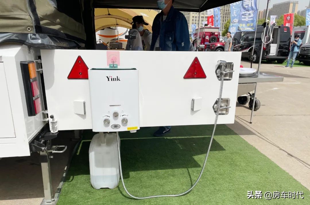 拖挂折叠小房车,小型越野露营折叠房车