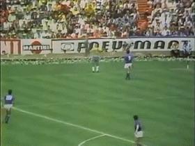 贝利球王他在足球影响力多大,当年球王贝利的影响力