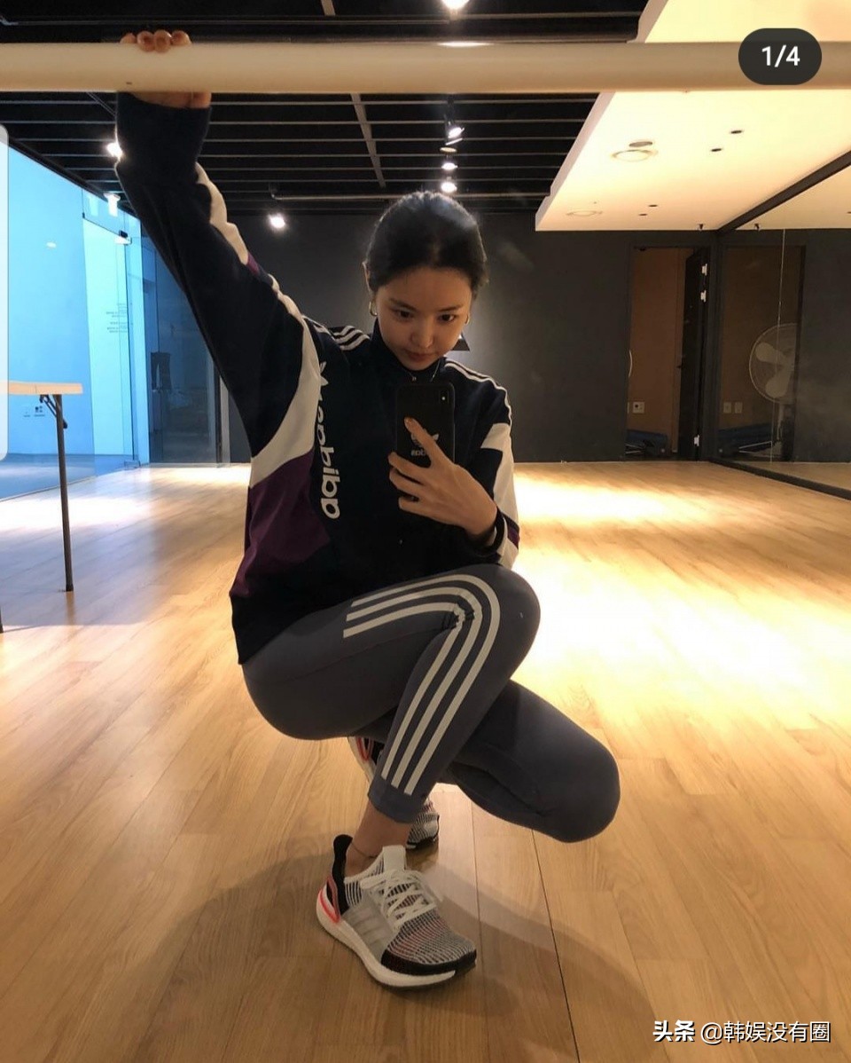 娜恩apink皇冠,apink娜恩身材牛仔裤