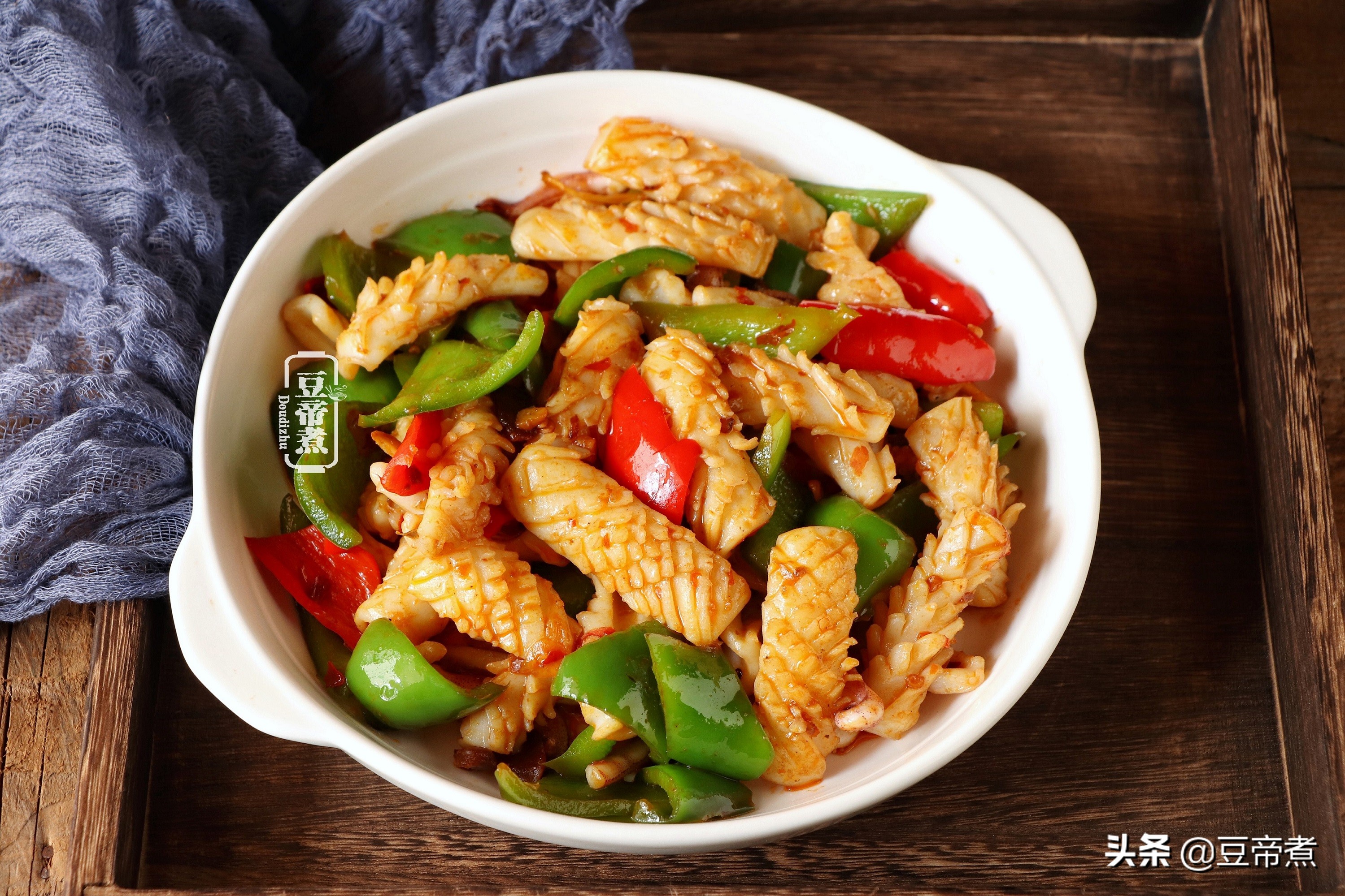 鱿鱼爆炒要炒几分钟,鱿鱼爆炒注意点