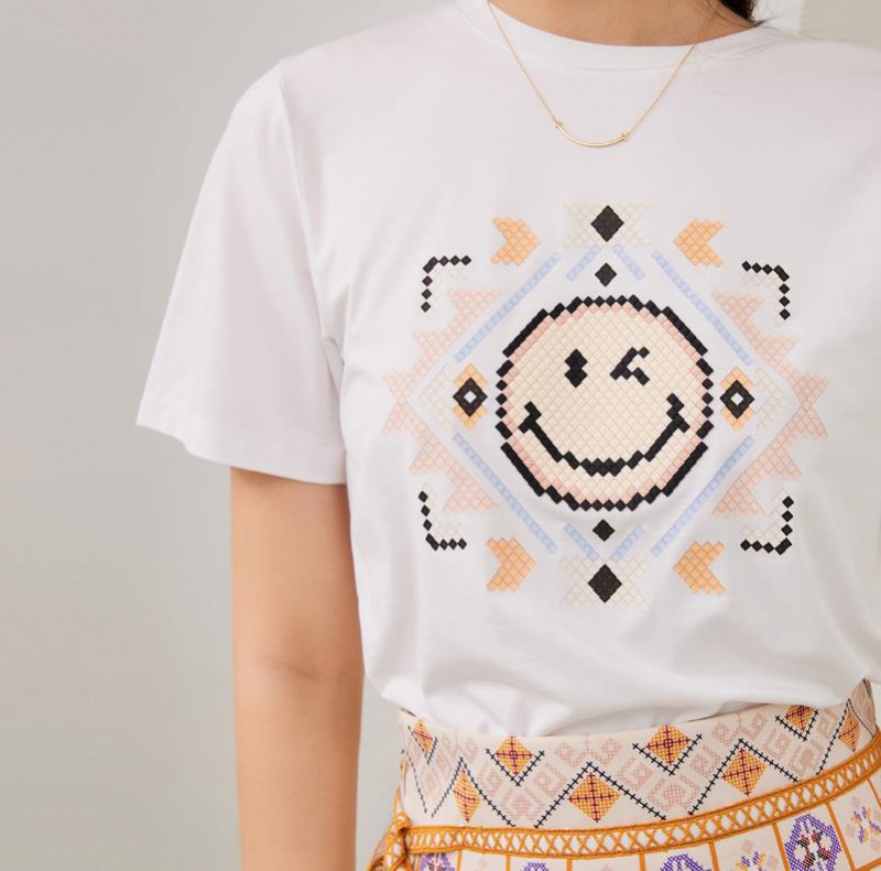 阿甘笑脸t恤是什么牌子的,笑脸t恤是哪个潮牌