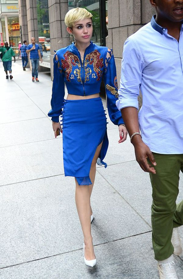 初秋棒球服男女同款,棒球服50岁怎么穿好看减龄