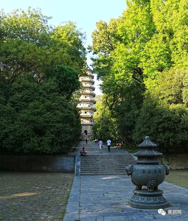 南京相隔百年的照片,南京城景对比图