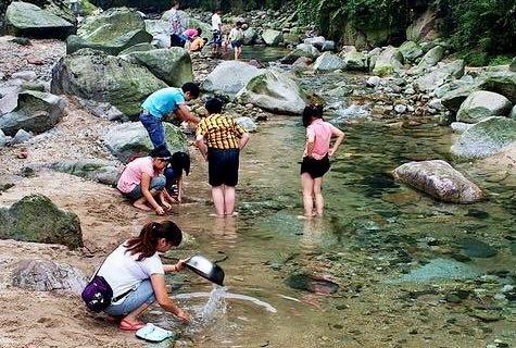 峨眉山舍身崖下金银财宝,峨眉舍身崖未解之谜