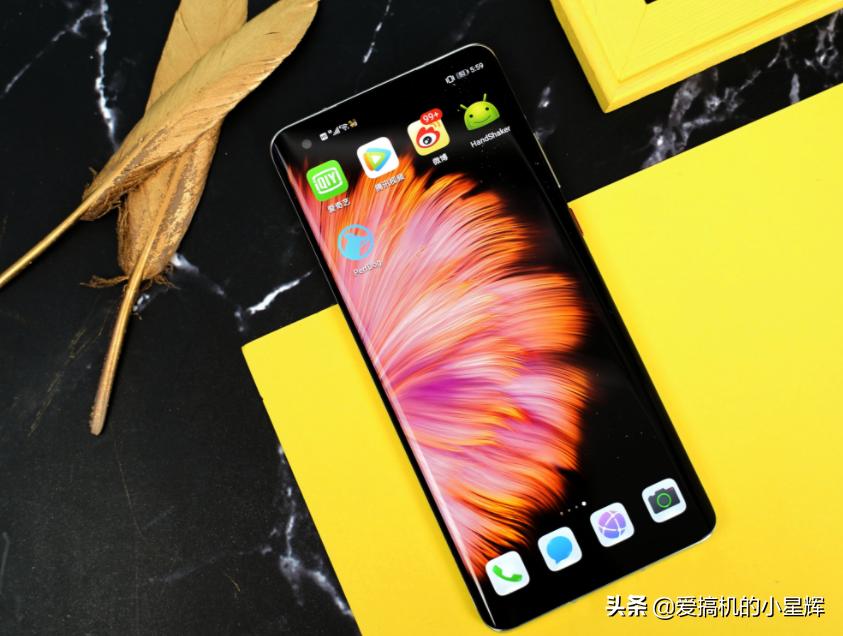 华为mate40pro跟小米11哪个值得入手,华为mate40pro和小米11谁值得买