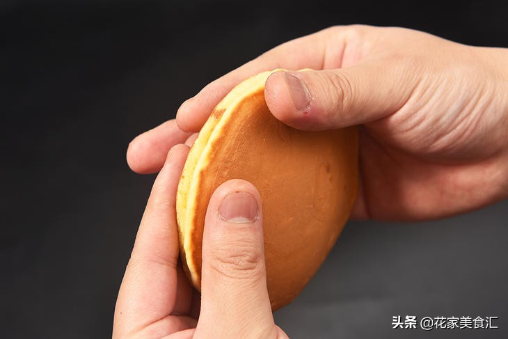 铜锣烧最简单的做法不用玉米油,自己在家制作铜锣烧