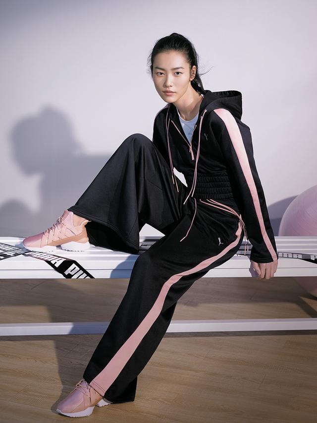 春日赏樱季又来了！造型少女还不够，换上这些粉色运动鞋才够气氛