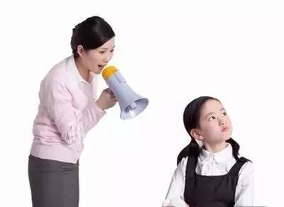 小孩10岁不喊人怎么教育,孩子十喊九不应怎么回事