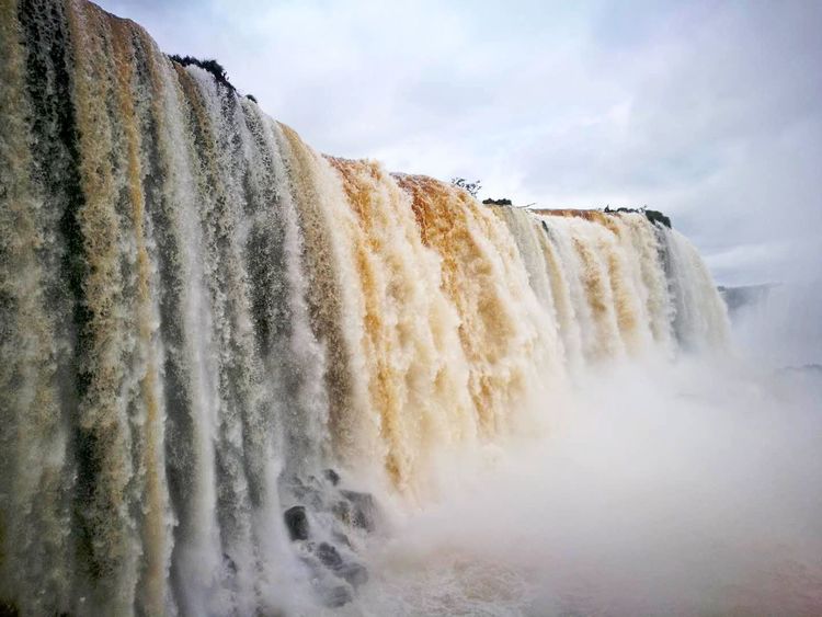 足球王国是哪个国家,哪个国家有足球王国之称