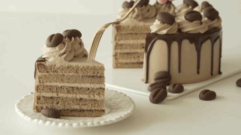 好吃的只有奶油的爆浆蛋糕,罗森摩卡芋泥味奶油蛋糕