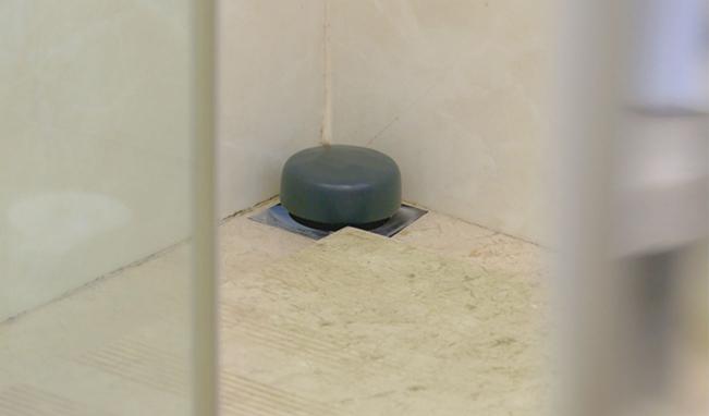 洗澡间下水道毛发清理神器,澡堂下水道头发清理神器