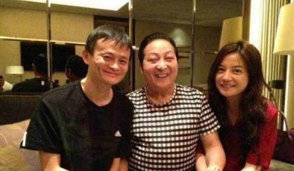 他为马云指点迷津，受李冰冰跪拜，却病死狱中无人问津，为何？