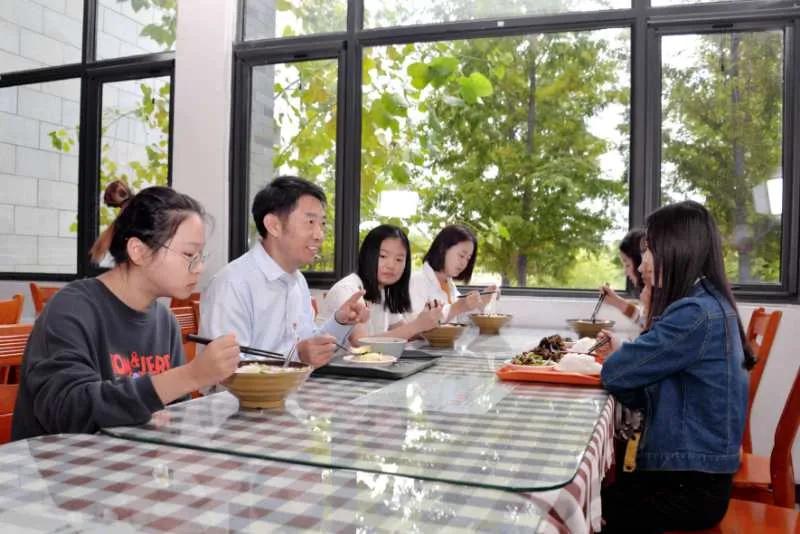 七大工程助推学校发展,高校助力这所实验学校未来可期