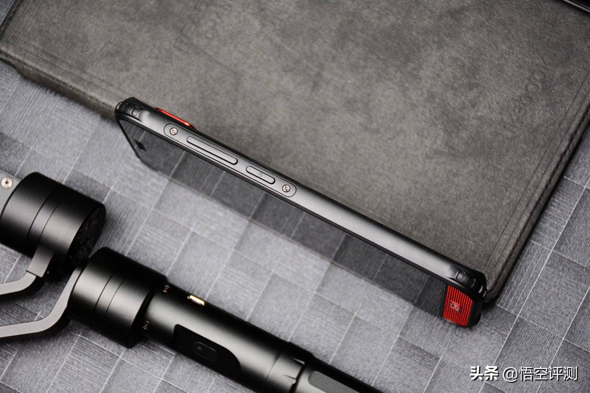 大声音三防智能手机,agm三防手机老年机