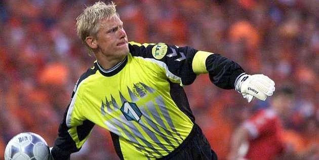 盘点曼联传奇门神的那些神级扑救,曼联历任门将排行榜谁是最强门神