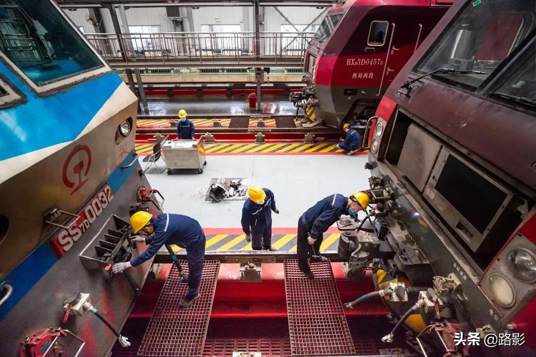 战疫情保春运铁路警察在行动,抗击疫情守护平安摄影征稿