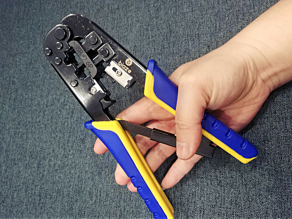 超六类网线钳与普通网线钳的区别,没有网线钳时怎样制作网线