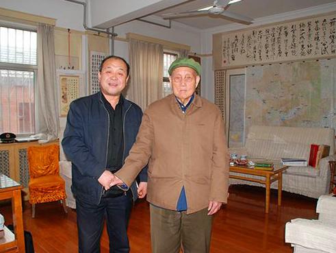 他是开国少将,徐海东的救命恩人,一双军鞋穿20年,现105岁