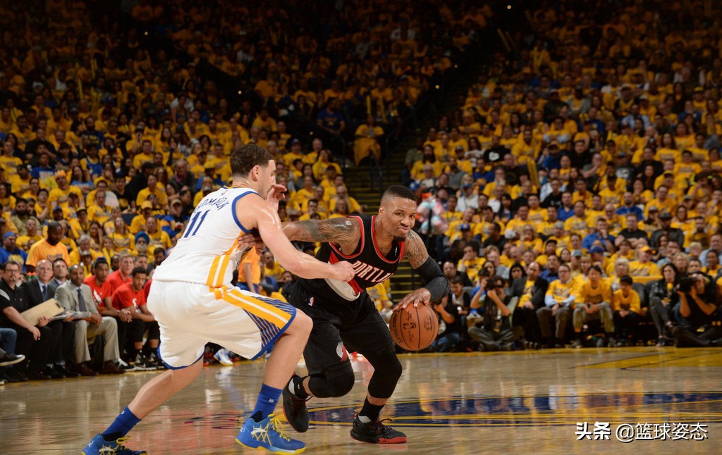 克莱投射能力,克莱汤普森投篮球的轨迹